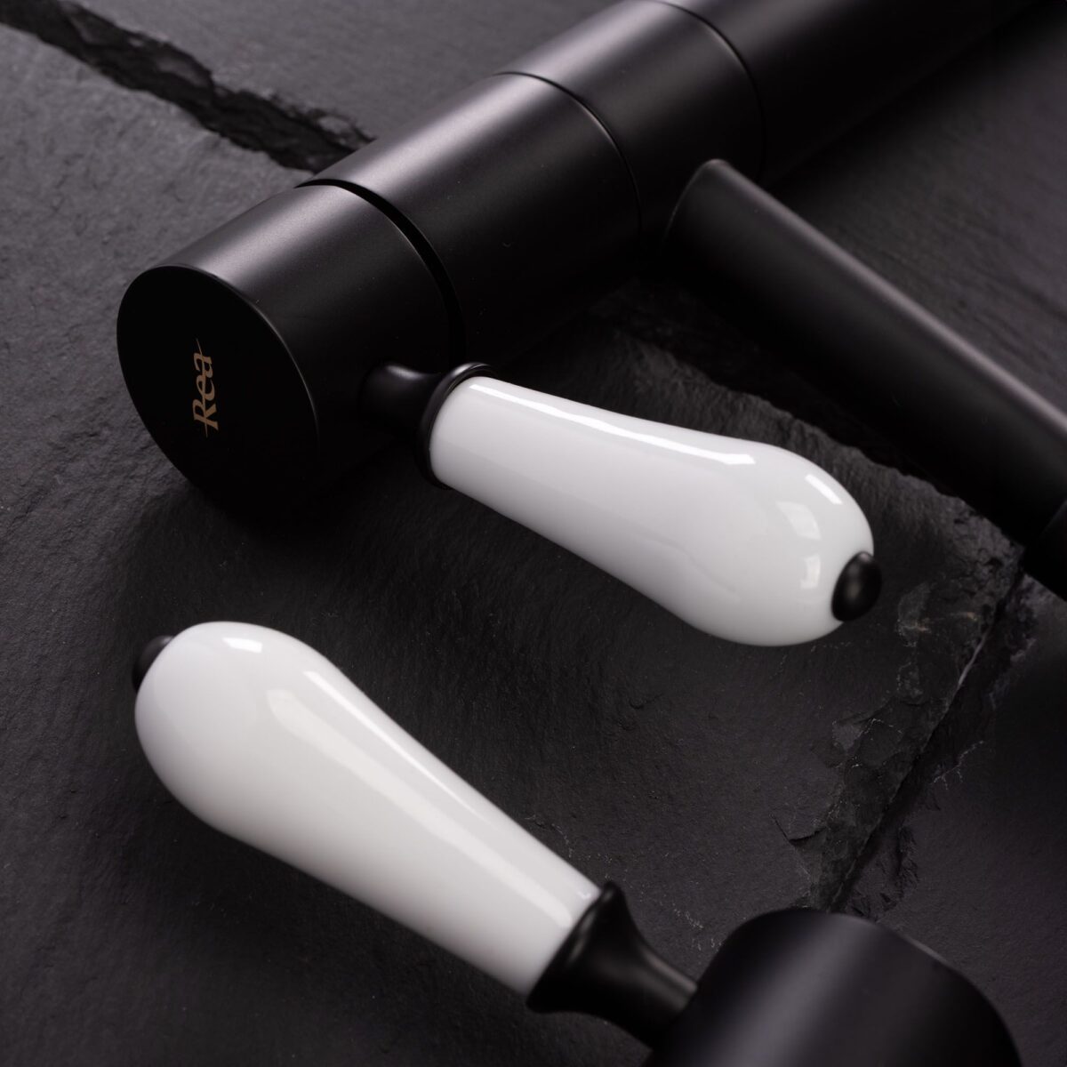 Baterie pentru lavoar Rea Serra BLACK Matt High - imagine 3