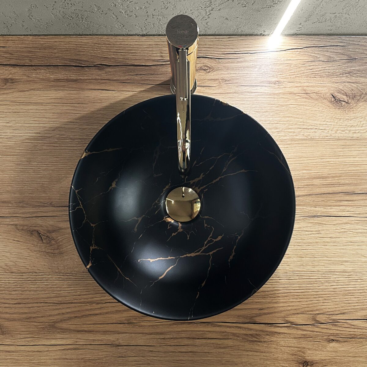 Lavoar ceramic pentru blat Rea Stella Black Marble Brush - imagine 2